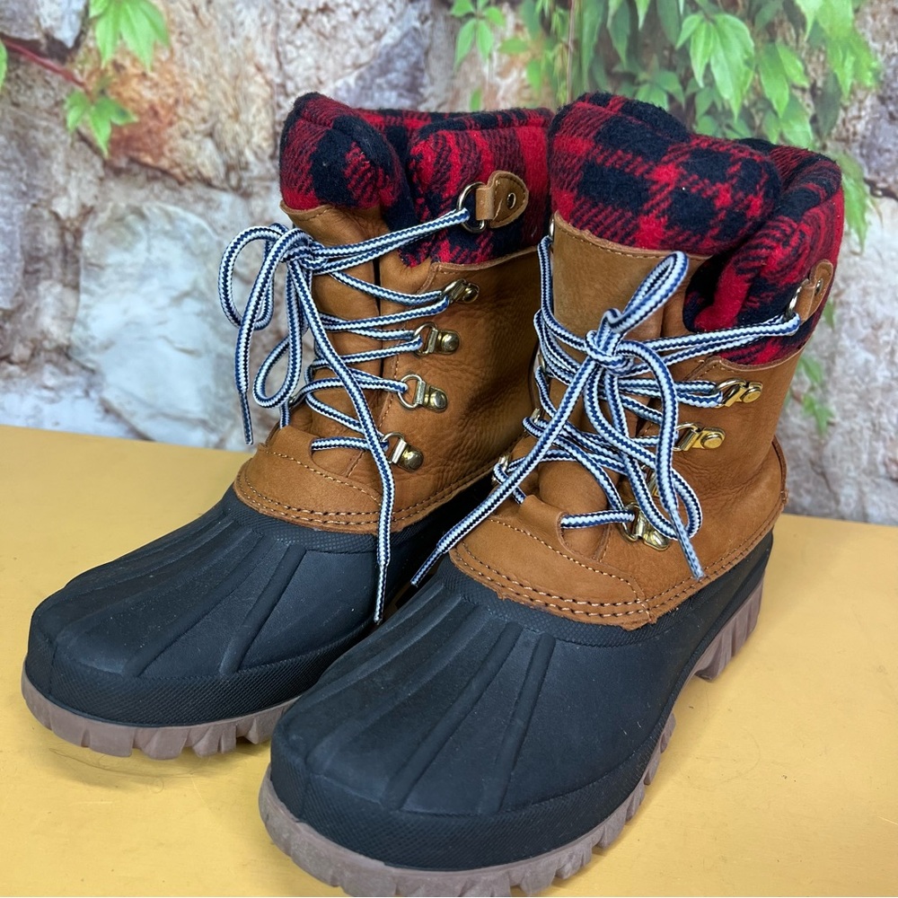 J. CREW Waterproof Leather and Rubber Duck Boots "Perfect Winter Boots" Style, 8 - Picture 5 of 13
